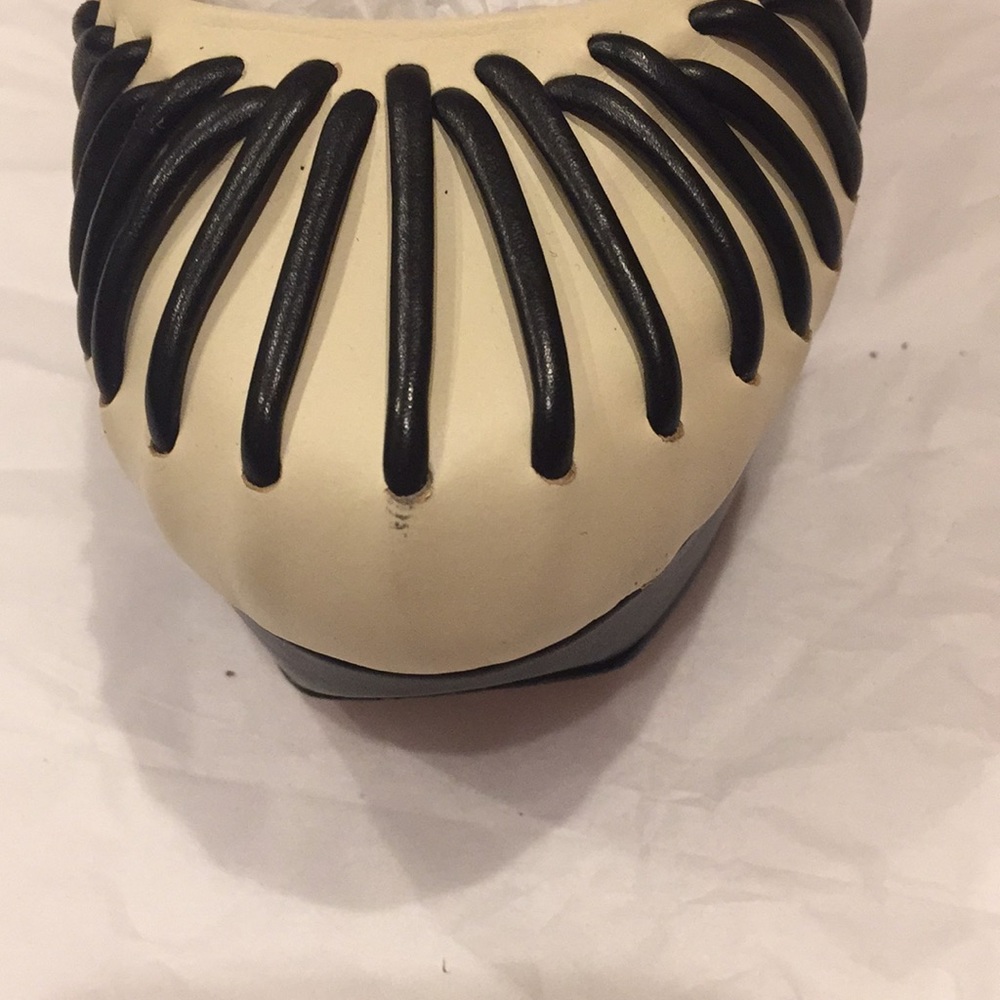 L.A.M.B heels - Picture 5 of 5